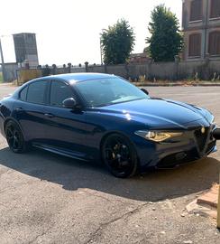 Alfa romeo giulia AT8 sport business