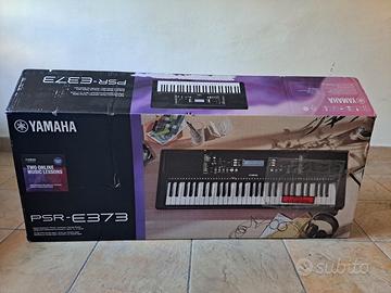 tastiera portatile Yamaha PSR-E373. Pianola.
