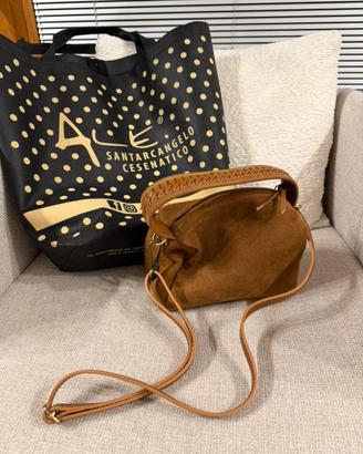 Borsa Ale in pelle nuova