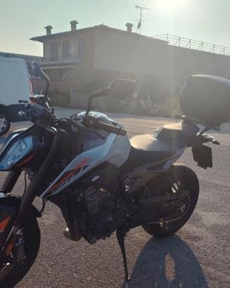 KTM DUKE 790 L 2024