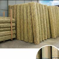Stuoie in canna e in bamboo