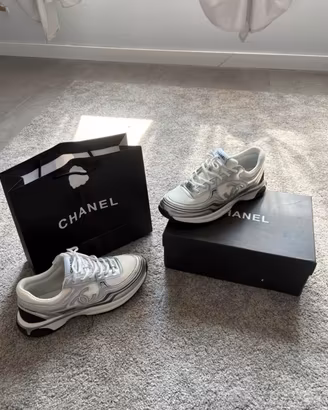 Chanel runner