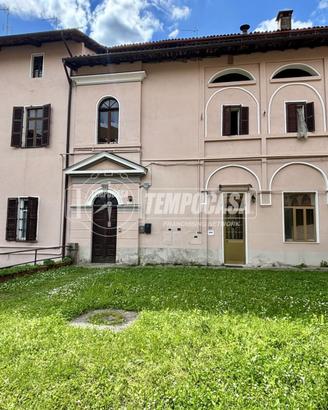 TRILOCALE CON GIARDINO PRIVATO IN CENTRO BIELLA!