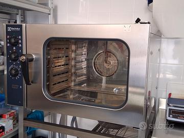 Forno Electrolux professionale e supporto - 2023