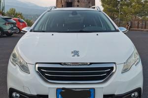 Peugeot 2008 Allure 1.6 Diesel – 120CV – Anno 2015