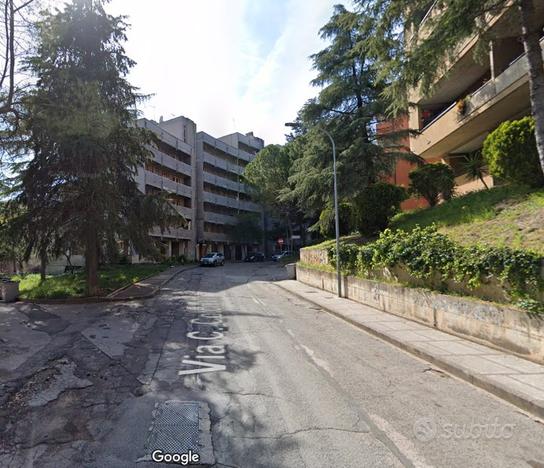 Bilocale ferro di cavallo perugia. posto auto