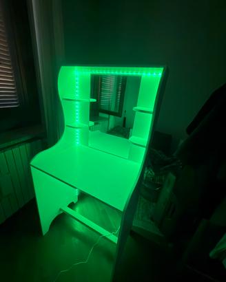 Make up table