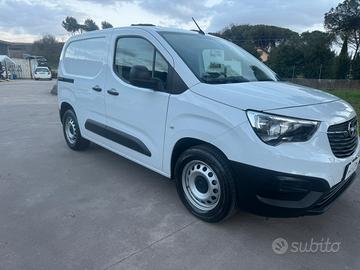 Opel Combo E