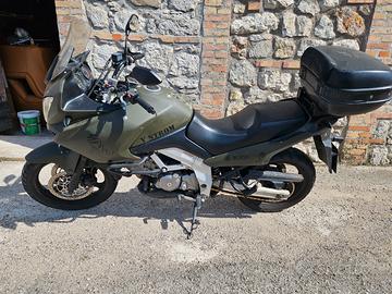 Suzuki V Strom DL 650 - 2004
