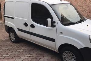 Fiat Dobló autocarro METANO