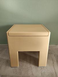 Sgabello contenitore Gedy designer Olaf Von Bohr