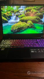 Laptop Gaming RTX 5060 Ryzen 7 32GB RAM