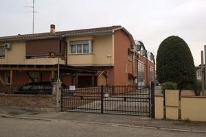 Capannone industriale di 896 mq con impianto fotov