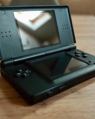 Nintendo DS Lite