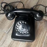 Telefono bachelite