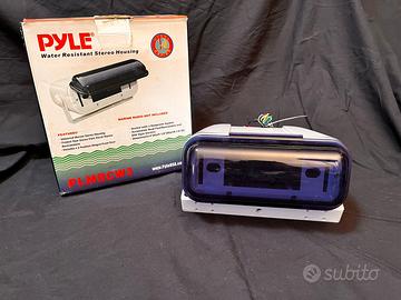 Accessori nautica - contenitore stagno autoradio