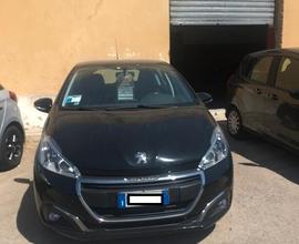 Peugeot 208 BlueHDi 75 5 porte Allure
