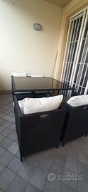 Tavolo da esterno con poltroncine