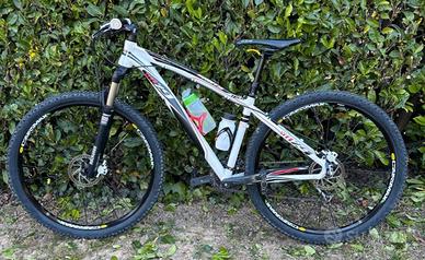 MTB SANTS  29