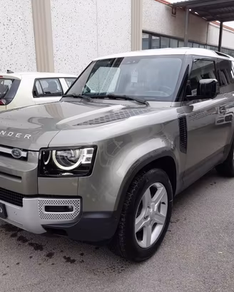 LAND ROVER Defender (2019) Defender 90 3.0D I6 ...