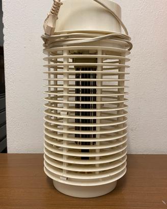 Lampada cattura insetti, zanzare