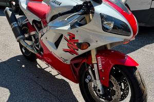 Yamaha YZF R1 1998