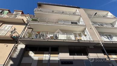 4 LOCALI A FRATTAMAGGIORE
