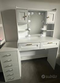2 mobili toiletta trucco e cassettiera ikea