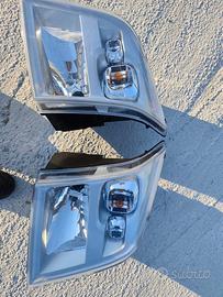Fari anteriori Ford transit mk7