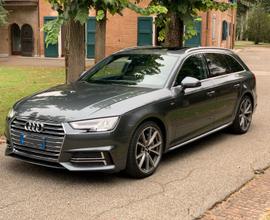 AUDI A4 5ª serie - 2016