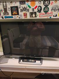 TV LG 42" con Blu ray Panasonic