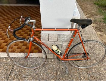 Bicicletta da Corsa vintage “Vicini” del 1973
