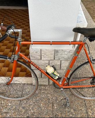 Bicicletta da Corsa vintage “Vicini” del 1973