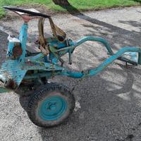 Carrello per motocoltivatore