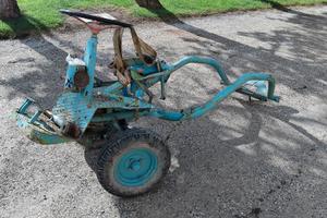 Carrello per motocoltivatore