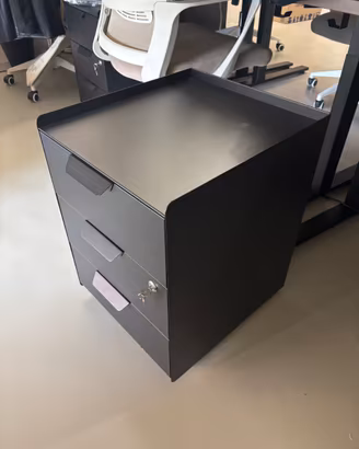 Cassettiera IKEA TROTTEN con rotelle – 3 cassetti