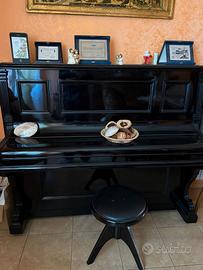 Pianoforte verticale 