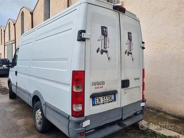 IVECO DAILY 2013 - Brindisi