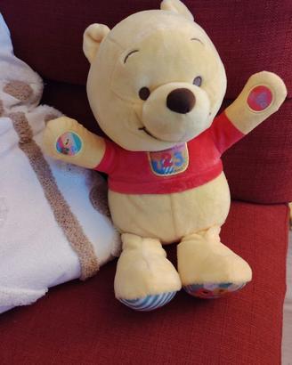 Winnie the pooh gioca E impara