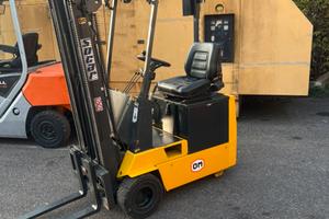 Muletto 10 q.li elettrico triplex con idroguida