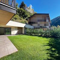 Trilocale di nuova costruzione con giardino a Val