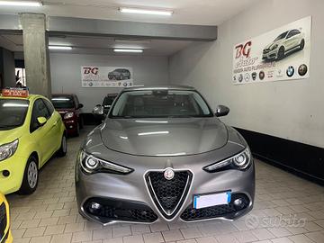 Alfa Romeo Stelvio 2.2 Turbodiesel 210 CV AT8 Q4 E