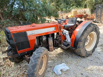 trattore new holland 55.86