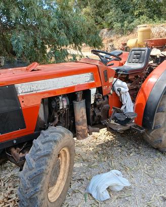 trattore new holland 55.86