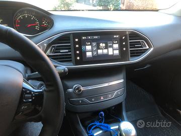 Peugeot 308 2016
