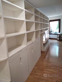 libreria in frassino laccata ante led cassett ante