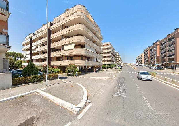 Ponte di Nona bilocale con terrazzo e balcone