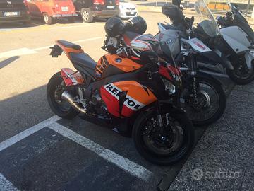 Honda Cbr 1000rr fireblade