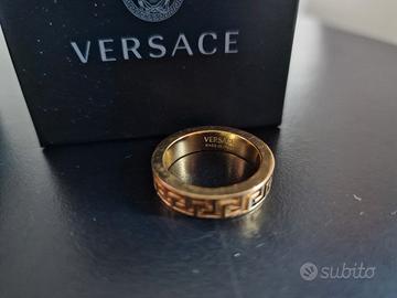 Anello Versace misura 19 con autentica 