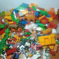 max lotto giocattoli, lego, puffi, bambola